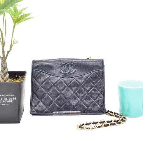 CHANEL Chanel 1990s here mark matelasse chain shoulder